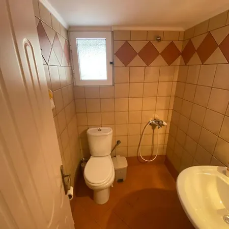 Konukevi Ideal For 2 *