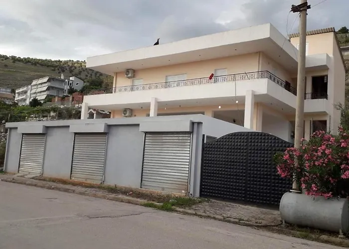 Gasthof Ideal For 2 Sarandë